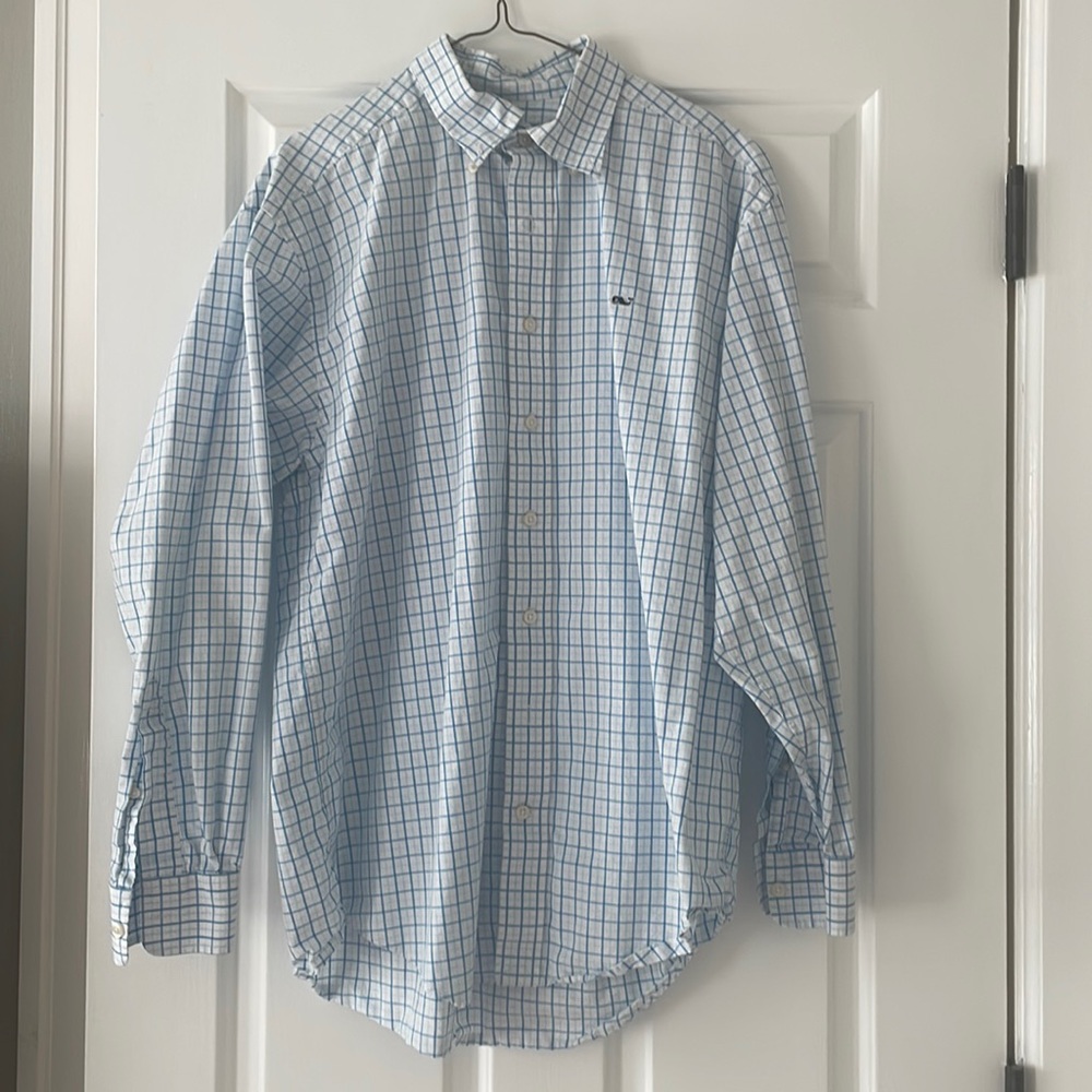 Vineyard Vines medium button up polo